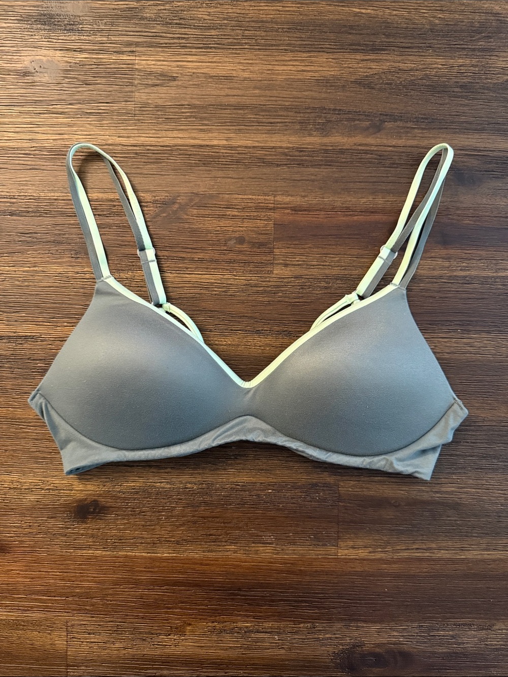 American Eagle Aerie Sunnie Wireless Push Up Bra Green 36B
